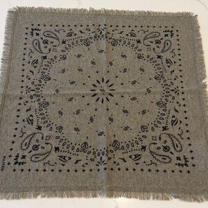 New Kujten Small Bandana Hachi marl khaki Scarf Cashmere